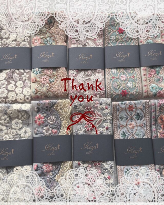 グランデュオ立川での1週間のPOP UPにお越しいただき、本当にありがとうございました✨
素敵なお客様にたくさんお会いでき幸せな1週間でした💓

売場スタッフの皆様にも、期間中細やかなサポートをいただき、心より感謝申し上げます。

【 今後のイベントお知らせ 】

4/10-5/21📍コレド日本橋テラス誠品生活日本橋店　(スタッフ在店しておりません)
4/15-4/21 📍横浜高島屋 7F
6/4-6/6 📍神戸素材博覧会

#インド刺繍リボン
#ギフト
#母の日プレゼント
#母の日ギフト